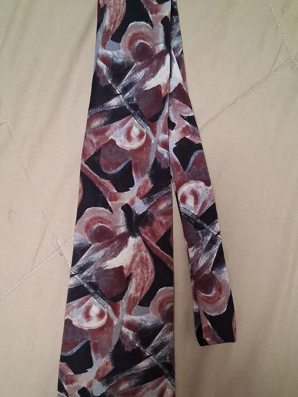 Abstract Pattern Men's Tie in Brown and Black